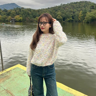 Colorful mixed-color knit