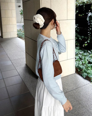 Round neck knit cardigan