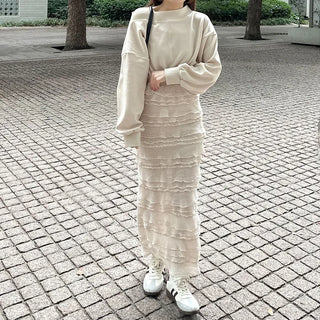 Off-shoulder cropped sweatshirt