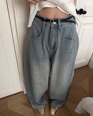 Oval buckle belt