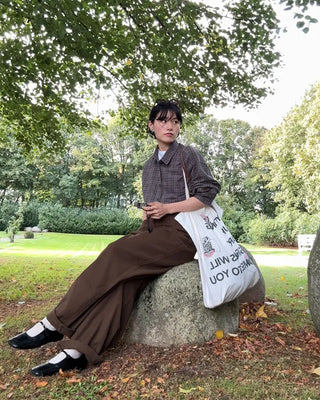 Back buckle cotton pants
