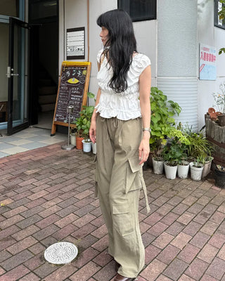Wide cargo pants