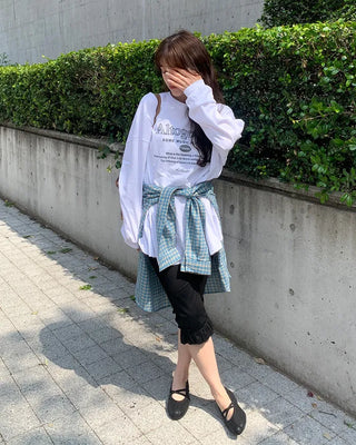 Frill Capri Pants