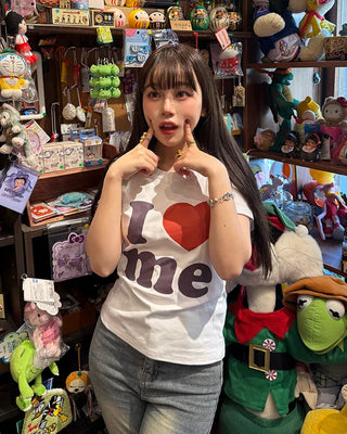 LOVE Lettering Slim Half-Sleeve T-Shirt