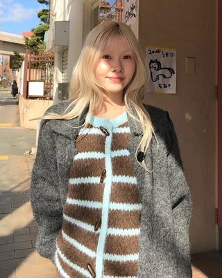 Duffle Point Border Cardigan
