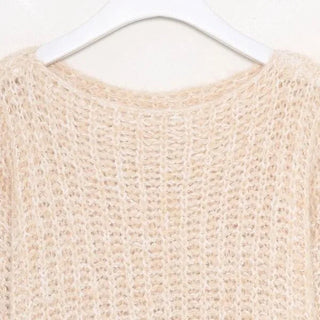 Loose-fit slit knitwear