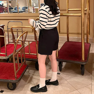 Two-pleat shorts