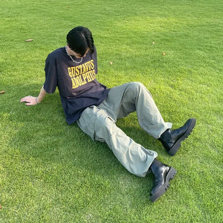 Wide cargo pants