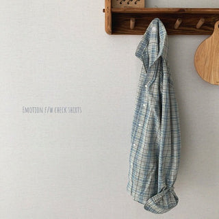 Sensual Bio Plaid Shirt (2 colors)