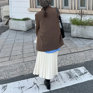 Knitted pleated skirt