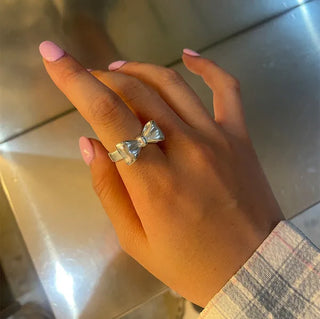 Matte Ribbon Ring