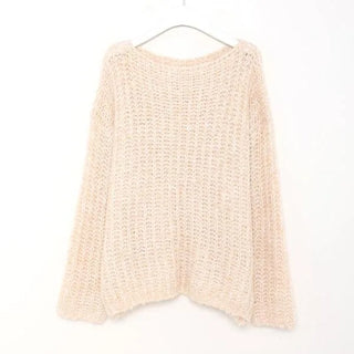 Loose-fit slit knitwear