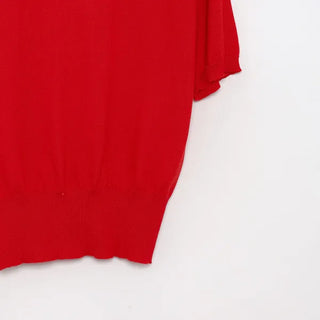 Simple U-neck knit