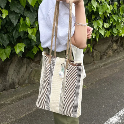 unique pattern shoulder bag