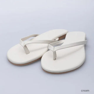 Simple beach sandals