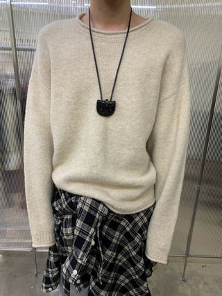 NEVERSEEZ Minimalist Soft Round Neck Sweater