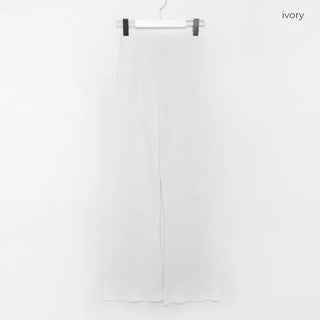 Pleated semi-bootcut pants