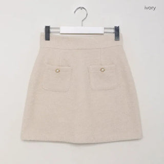 Pearl pocket mini skirt