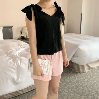 Ribbon sleeveless blouse