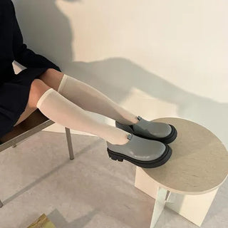 Round low chunky loafers