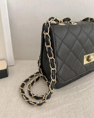 Classic buckle quilted mini chain shoulder bag