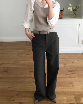 Comfortable semi-wide slacks