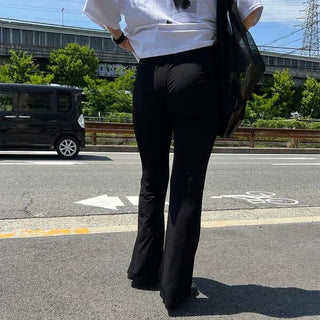 Bootcut slim pants