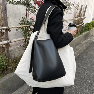 sikaku shoulder bag