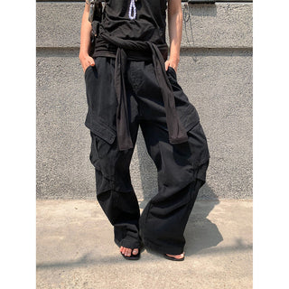 pleated cargo jeans