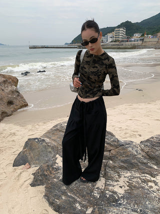 camouflage zipper top