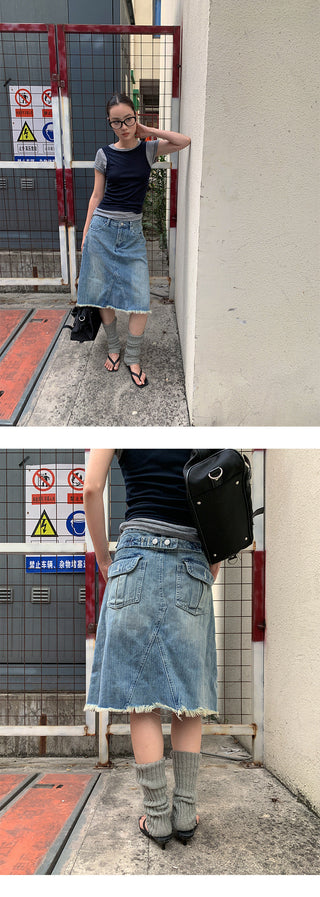 button denim skirt
