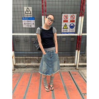 button denim skirt