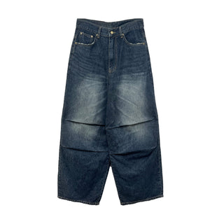 pleated denim jeans