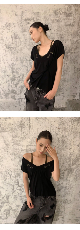 pleated V-neck Tops
