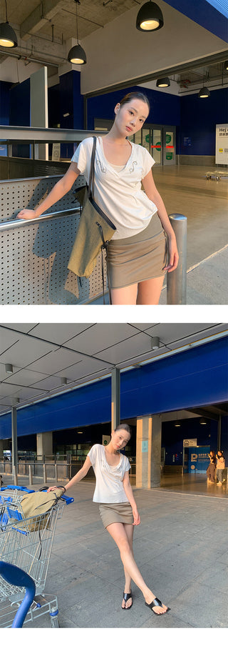 pleated V-neck Tops
