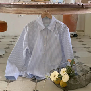 Loose-fit striped shirt