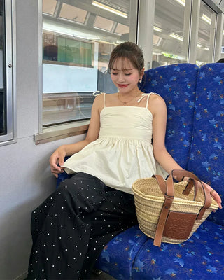 Shoulder ribbon camisole blouse
