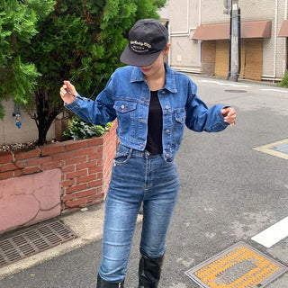Cropped pocket denim jacket
