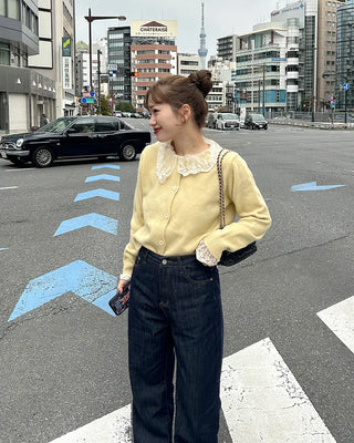 Lace-layered round cardigan