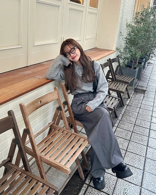 Color Button Knit