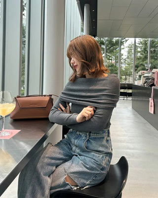 Slim-fit off-shoulder t-shirt