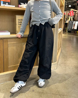 Side-tucked banded sweatpants