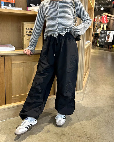 Side-tucked banded sweatpants