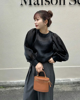 Puff-sleeve blouse