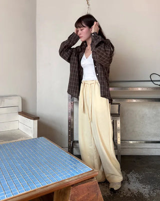Wide-leg pants with waist ribbon