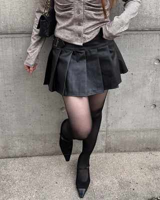 Pointed-toe strap heels