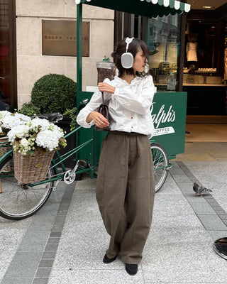 Semi-curved cotton pants