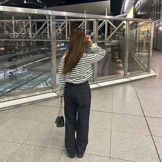 Striped off-shoulder sweatshirt