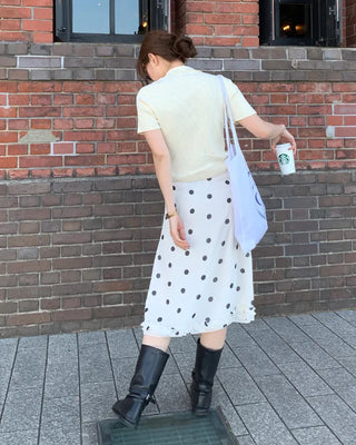 Ribbed collar knit