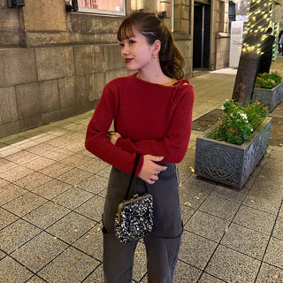 One-shoulder ribbed knit